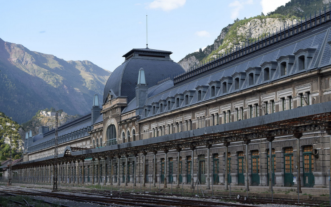 Postal. LA VIEJA ESTACIÓN DE CANFRANC