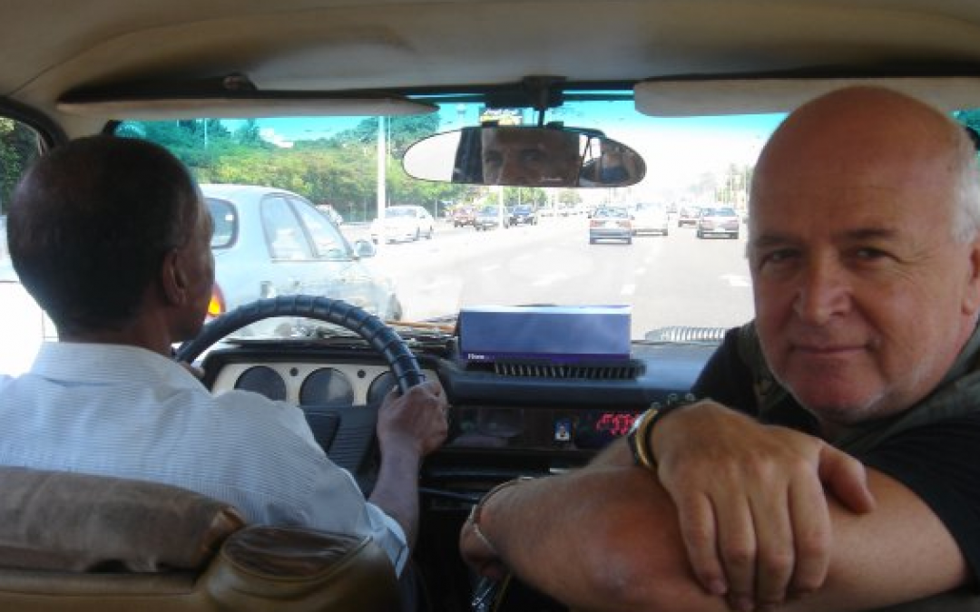 Postal. LA AVENTURA DE TOMAR UN TAXI EN EL CAIRO